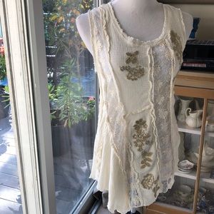 NWT Sleeveless handmade lacy top!